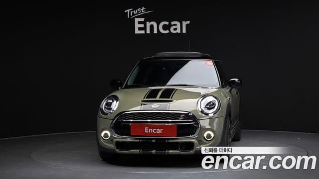 Mini Cooper S 2020 — Фото 3/20