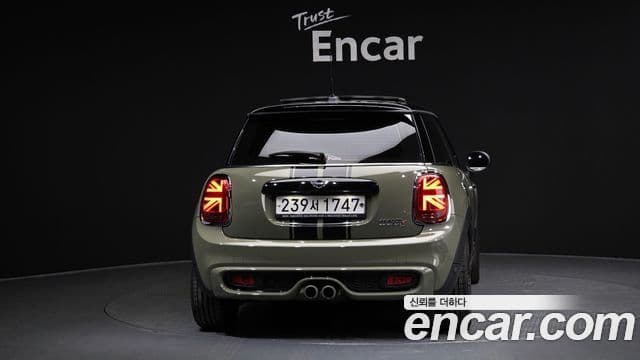 Mini Cooper S 2020 — Фото 4/20