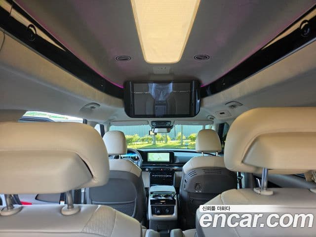 Kia Carnival 2021 — Şəkil 16/19