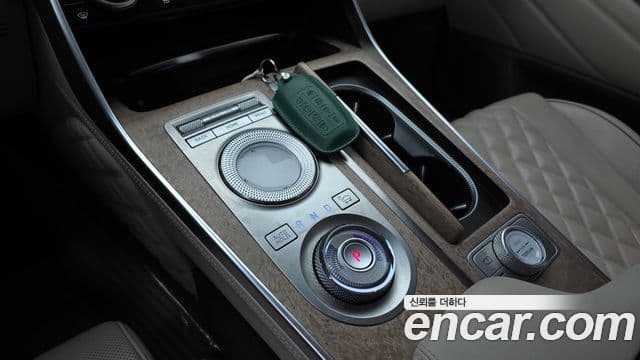 Genesis GV80 2020 — ფოტო 9/20