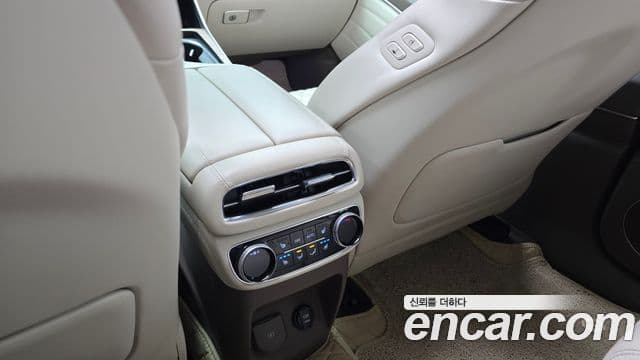 Genesis GV80 2020 — ფოტო 16/20