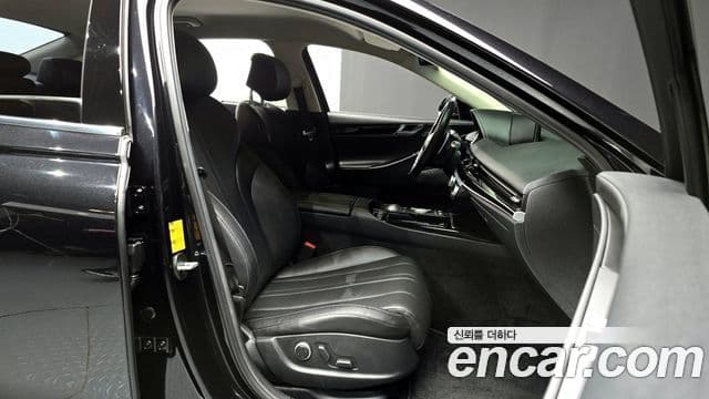 Genesis Electrified G80 2020 — Şəkil 10/20
