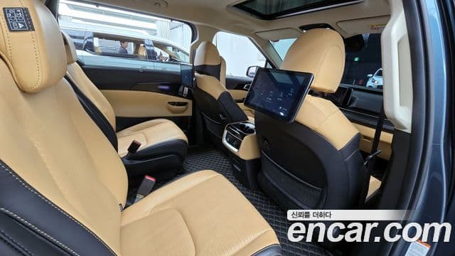 Kia Carnival 2020 — Şəkil 15/20