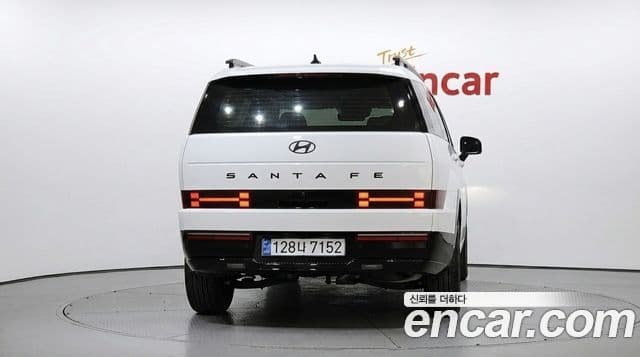 Hyundai Santa Fe 2024 — Şəkil 18/20
