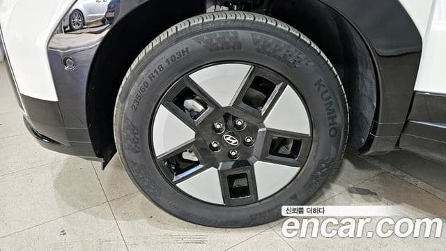 Hyundai Santa Fe 2024 — Şəkil 8/20