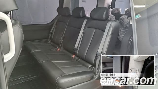 Hyundai Staria 2021 — ფოტო 10/20