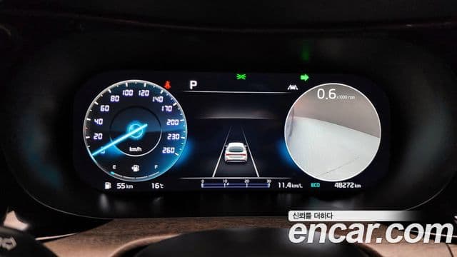 Kia K5 2023 — ფოტო 8/20