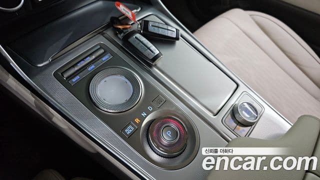 Genesis GV80 2021 — ფოტო 7/20