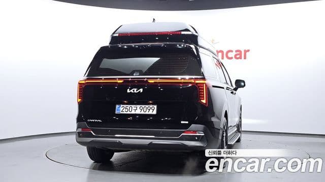 Kia Carnival 2024 — Şəkil 3/20