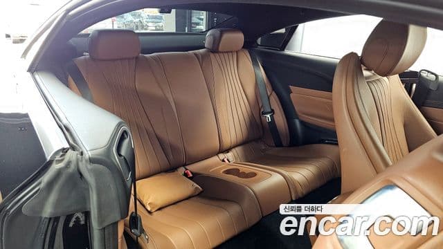 Mercedes-Benz E-Class 2019 — Şəkil 12/20