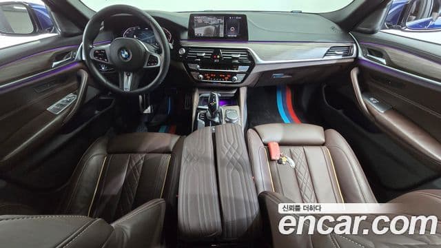 BMW 5 Series 2020 — ფოტო 7/20