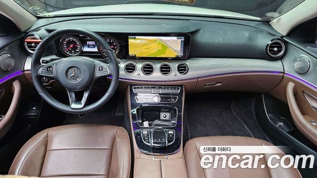 Mercedes-Benz E-Class 2018 — Şəkil 7/20
