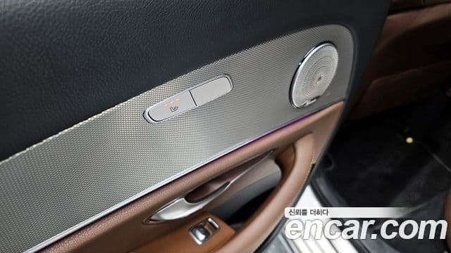 Mercedes-Benz E-Class 2018 — Şəkil 17/20