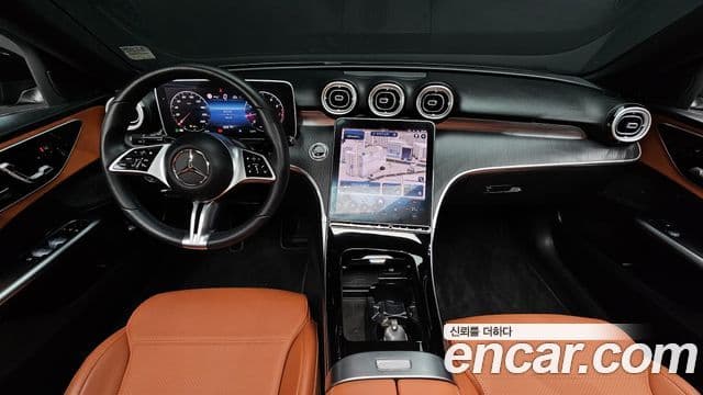 Mercedes-Benz C-Class 2023 — ფოტო 7/20