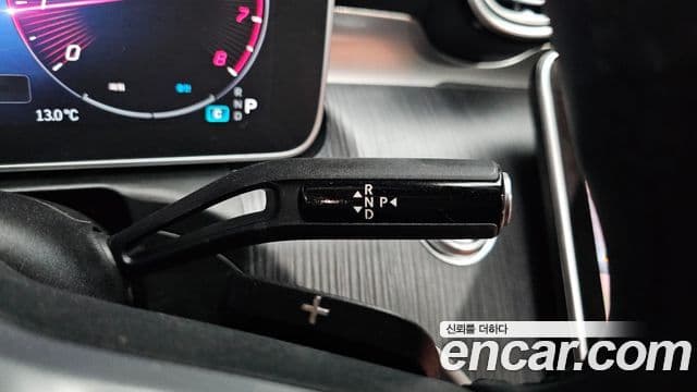 Mercedes-Benz C-Class 2023 — ფოტო 9/20