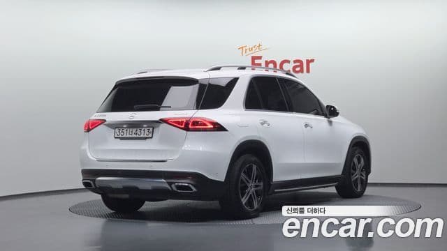 Mercedes-Benz GLE-Class 2019 — Şəkil 2/20