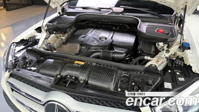 Mercedes-Benz GLE-Class 2019 — Şəkil 6/20
