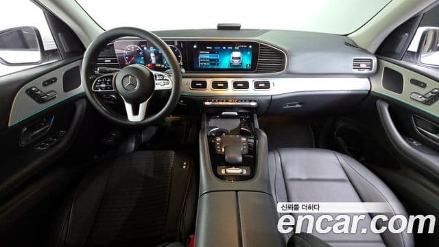 Mercedes-Benz GLE-Class 2019 — Şəkil 7/20