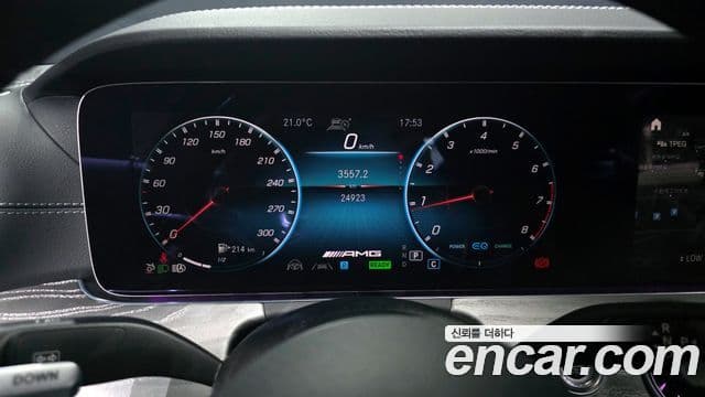 Mercedes-Benz AMG GT 2023 — Photo 16/20