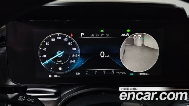 Kia Carnival 2020 — ფოტო 8/20
