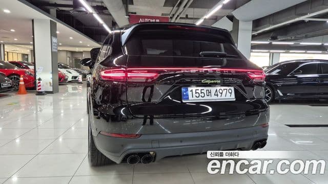 Porsche Cayenne 2023 — Şəkil 3/20