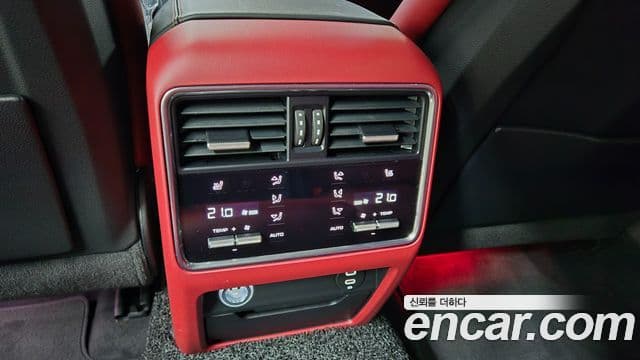 Porsche Cayenne 2023 — Şəkil 16/20