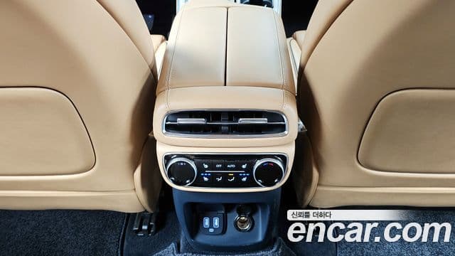 Genesis GV80 2022 — Şəkil 19/20