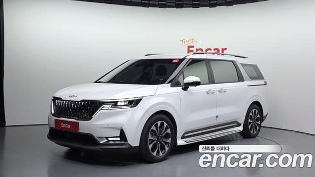 Kia Carnival 2022 — ფოტო 1/20
