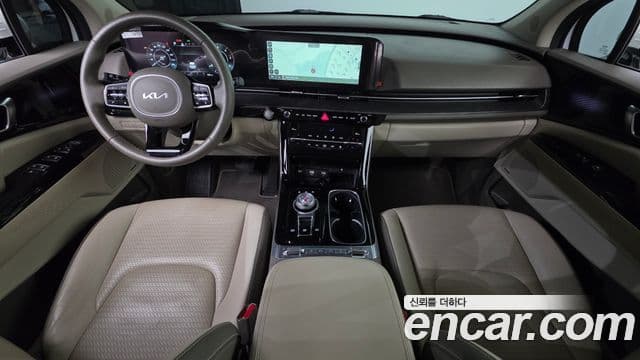 Kia Carnival 2022 — ფოტო 7/20