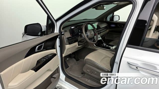 Kia Carnival 2022 — ფოტო 10/20