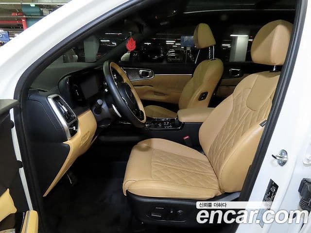 Kia Sorento 2023 — Şəkil 17/20