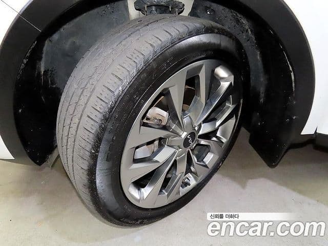 Kia Sorento 2023 — Şəkil 9/20
