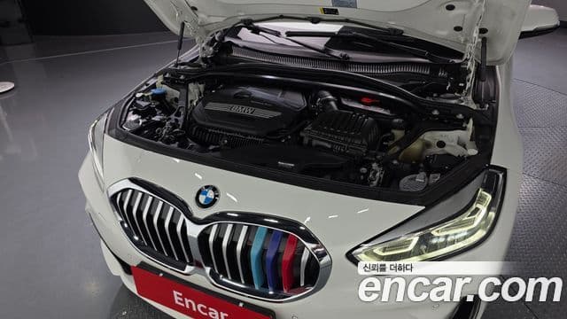 BMW 1 Series 2023 — ფოტო 13/20