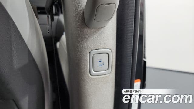 Hyundai Staria 2021 — Şəkil 18/20