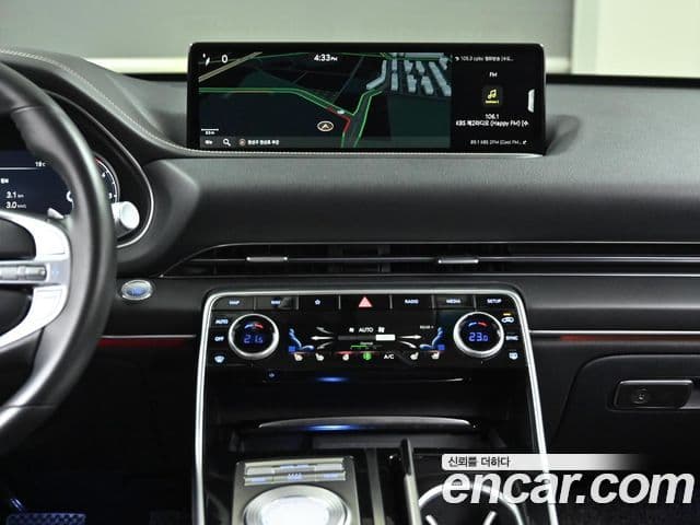 Genesis GV80 2020 — ფოტო 14/20