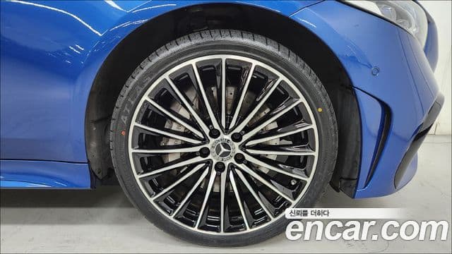 Mercedes-Benz CLS-Class 2022 — Фото 4/17