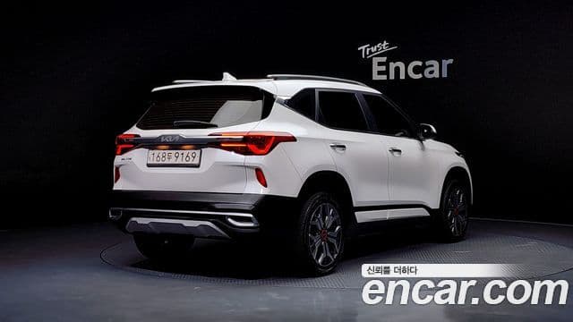 Kia Seltos 2021 — Şəkil 2/20
