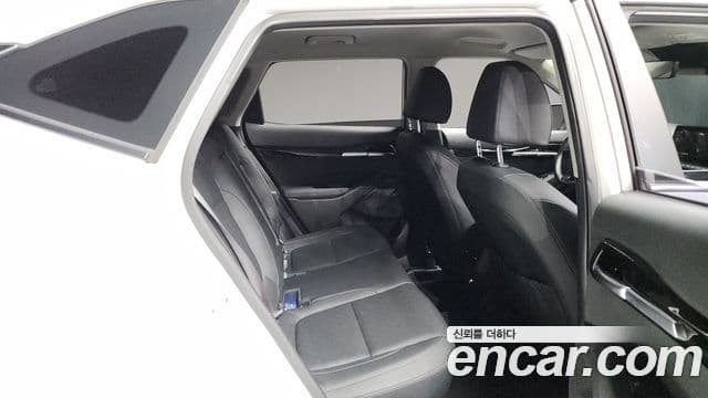 Kia Seltos 2021 — Şəkil 12/20
