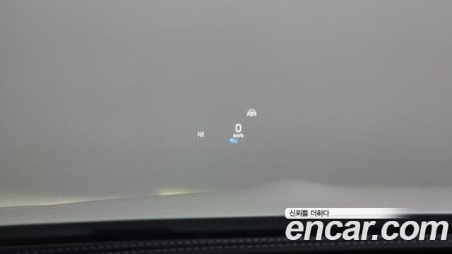 Mercedes-Benz E-Class 2019 — ფოტო 18/20