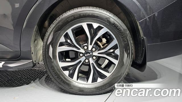 Kia Carnival 2020 — ფოტო 5/20