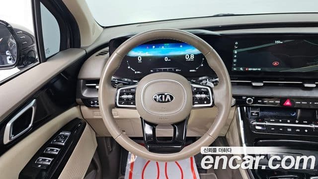 Kia Carnival 2020 — фото 14 из 20