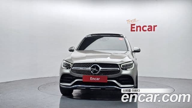 Mercedes-Benz GLC-Class 2022 — Photo 19/20