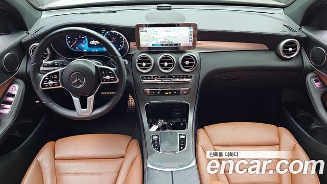 Mercedes-Benz GLC-Class 2022 — Photo 11/20