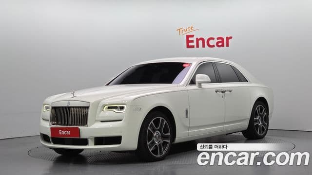 Rolls-Royce Ghost 2020 — ფოტო 1/20
