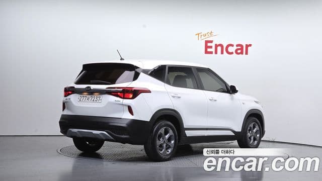 Kia Seltos 2021 — Şəkil 1/20