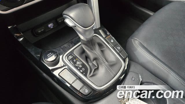 Kia Seltos 2021 — Şəkil 14/20
