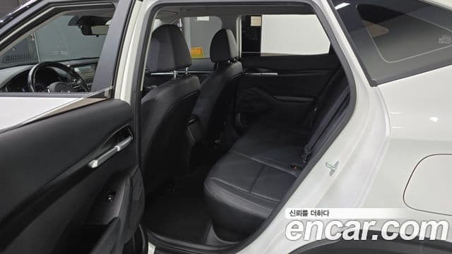 Kia Seltos 2021 — Şəkil 15/20