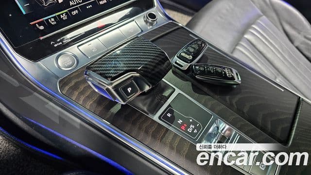 Audi A6 2020 — ფოტო 5/20