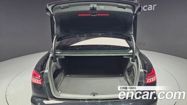 Audi A6 2020 — ფოტო 4/20