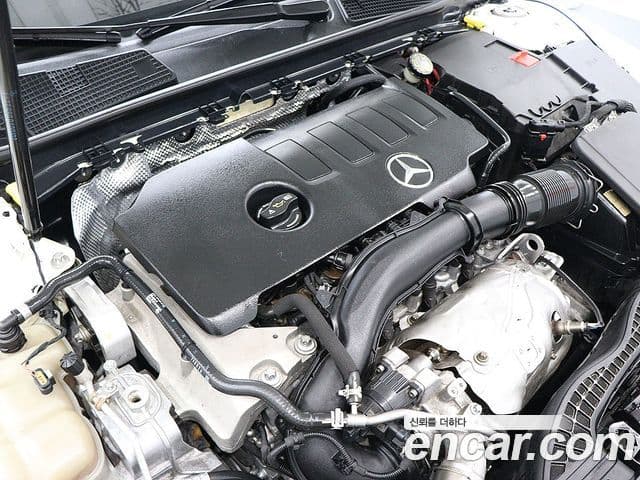 Mercedes-Benz A-Class 2020 — ფოტო 10/20